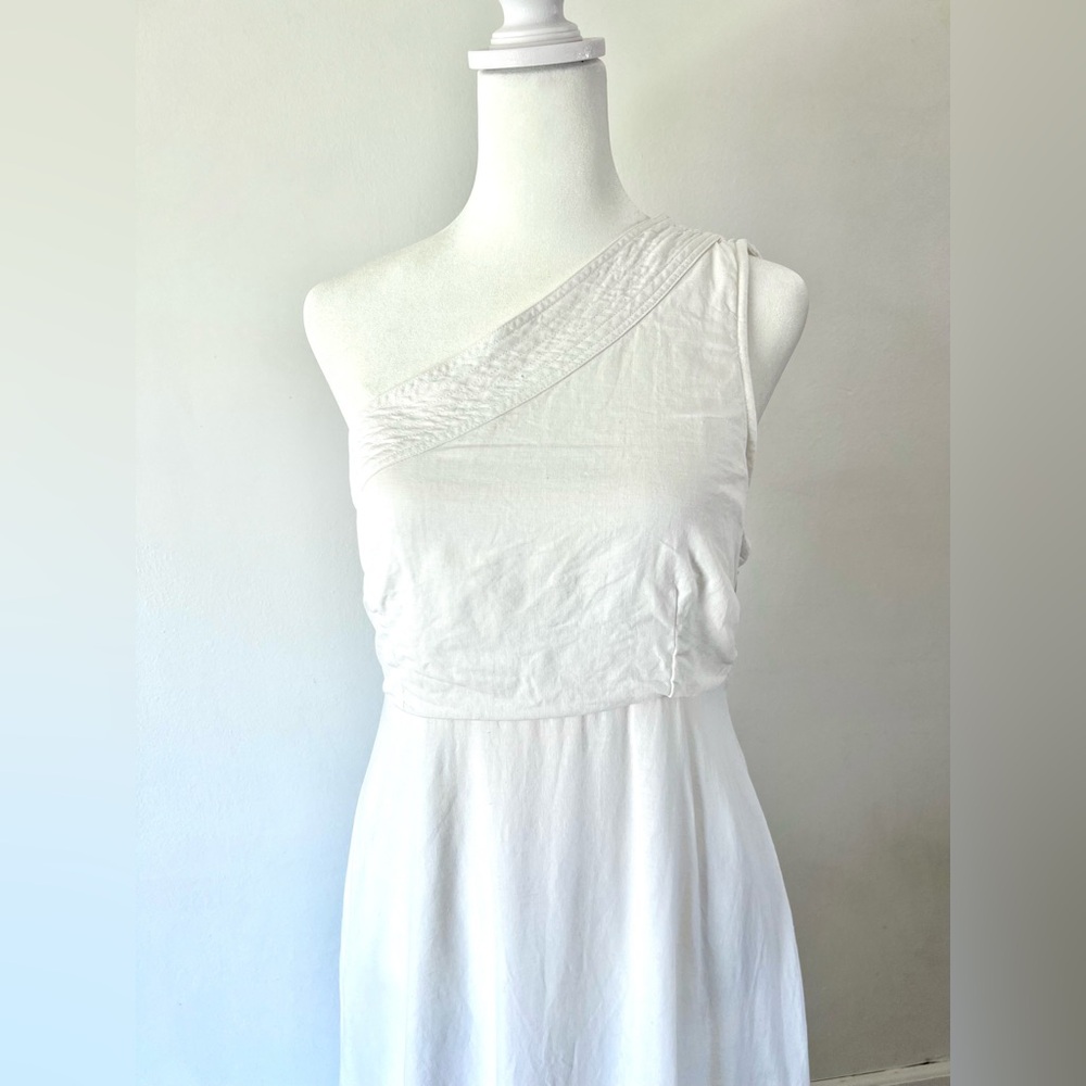 FARM Rio One-Shoulder White Maxi Dress - Picture 3 of 11